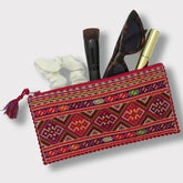 Pochette colorée avec fermeture brodée à la main I Plusieurs motifs